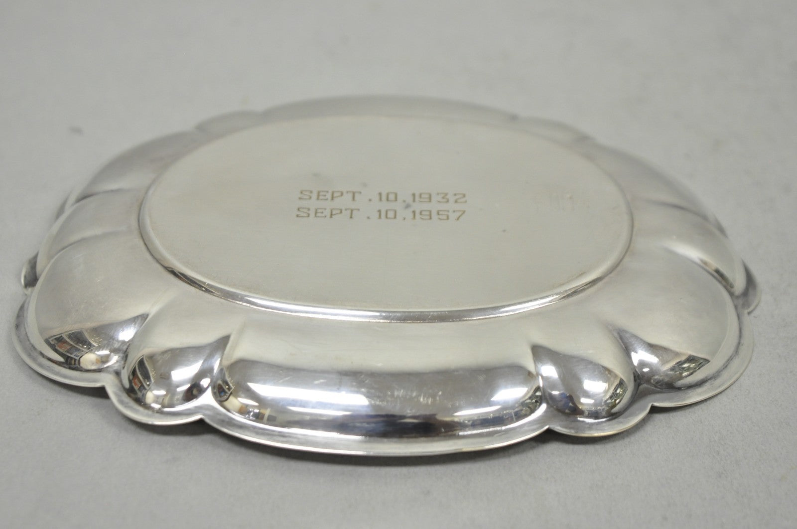 Antique Gorham YC 644 Engraved Silver Plated Small Scalloped Serving Dish