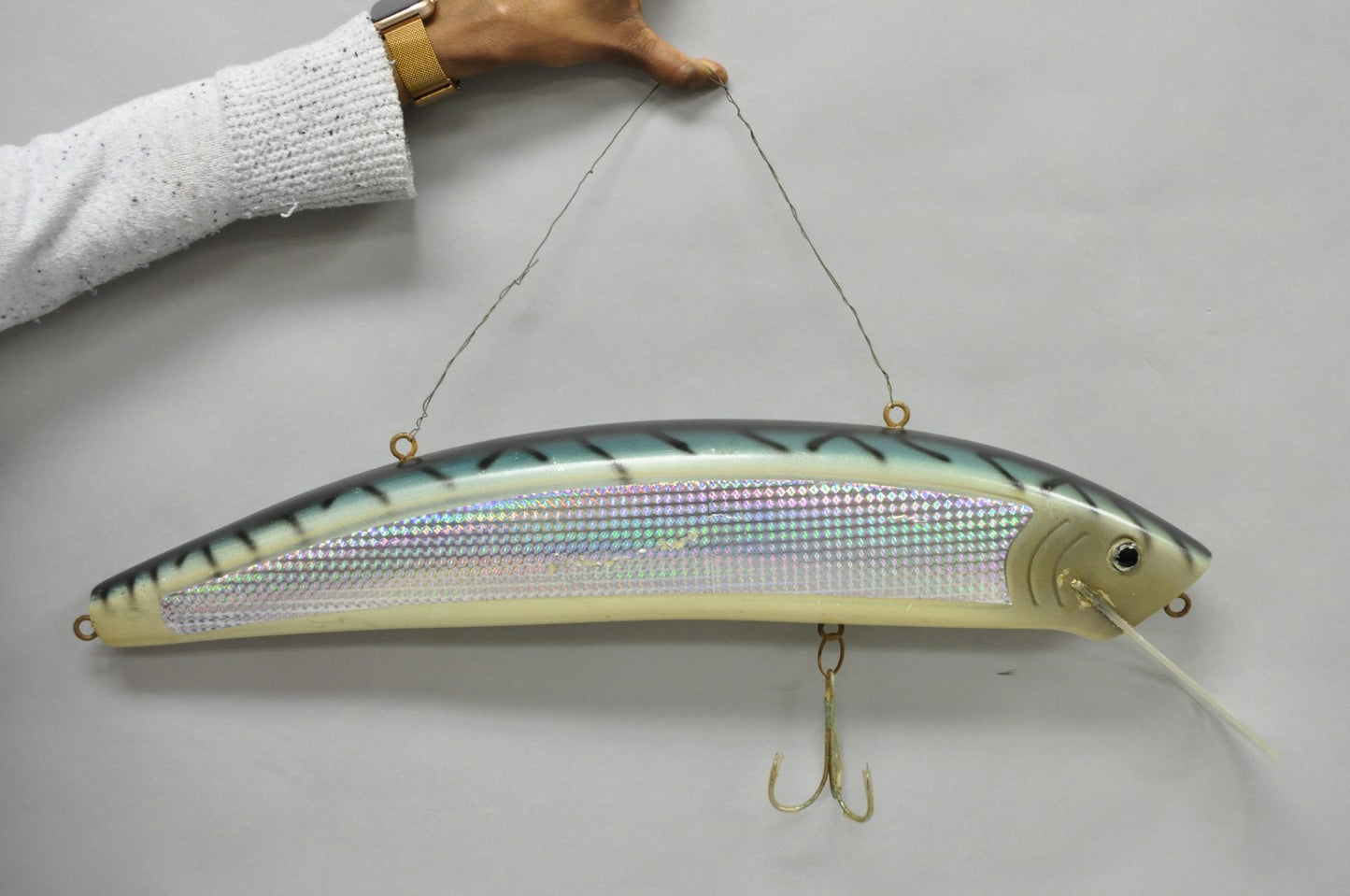 Vintage Wooden Giant Rapala 28” Fishing Lure Hanging Display w / Rainbow Decal
