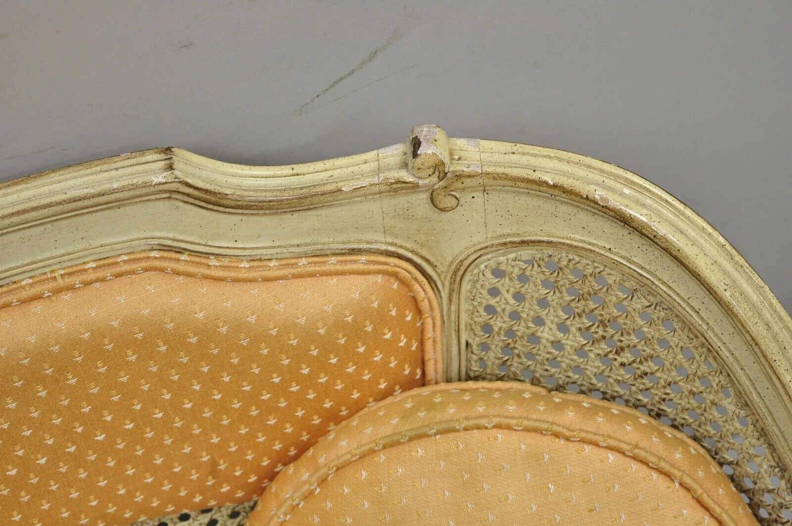 Vintage French Louis XV Victorian Style Small Cream Painted Settee Loveseat Sofa