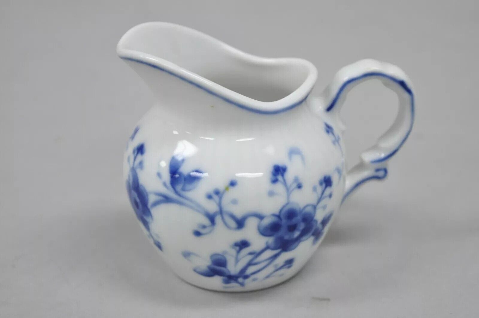 Mini Creamer 3.25" Porcelain Victoria Blue 7050 by SIGMA