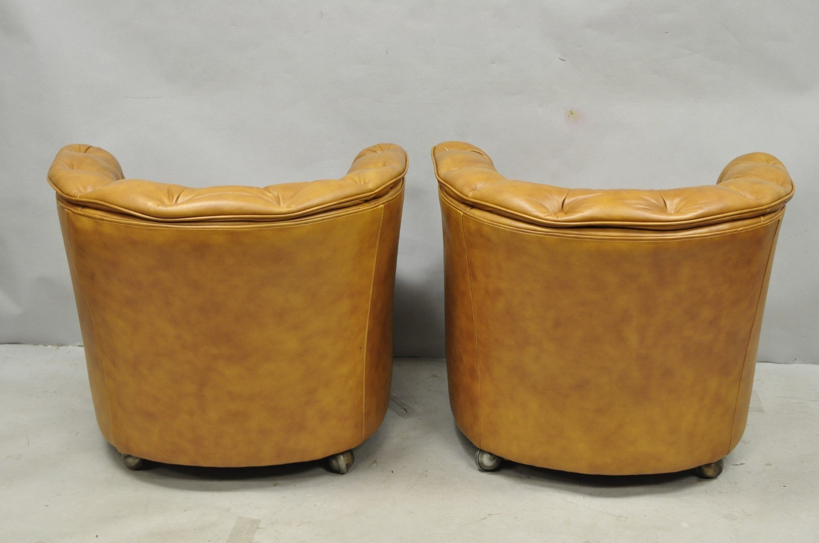 Vintage Classic Leather Chesterfield Brown Tufted Leather Barrel Club Chair Pair