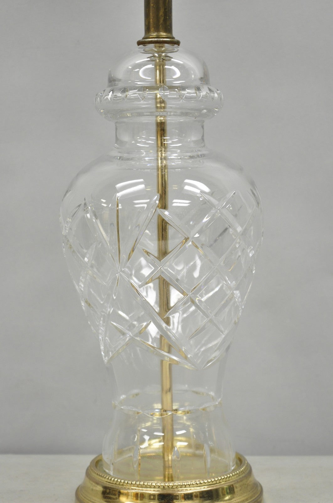 Vintage Chinoiserie Cut Crystal Glass Ginger Jar Brass Oriental Table Lamp