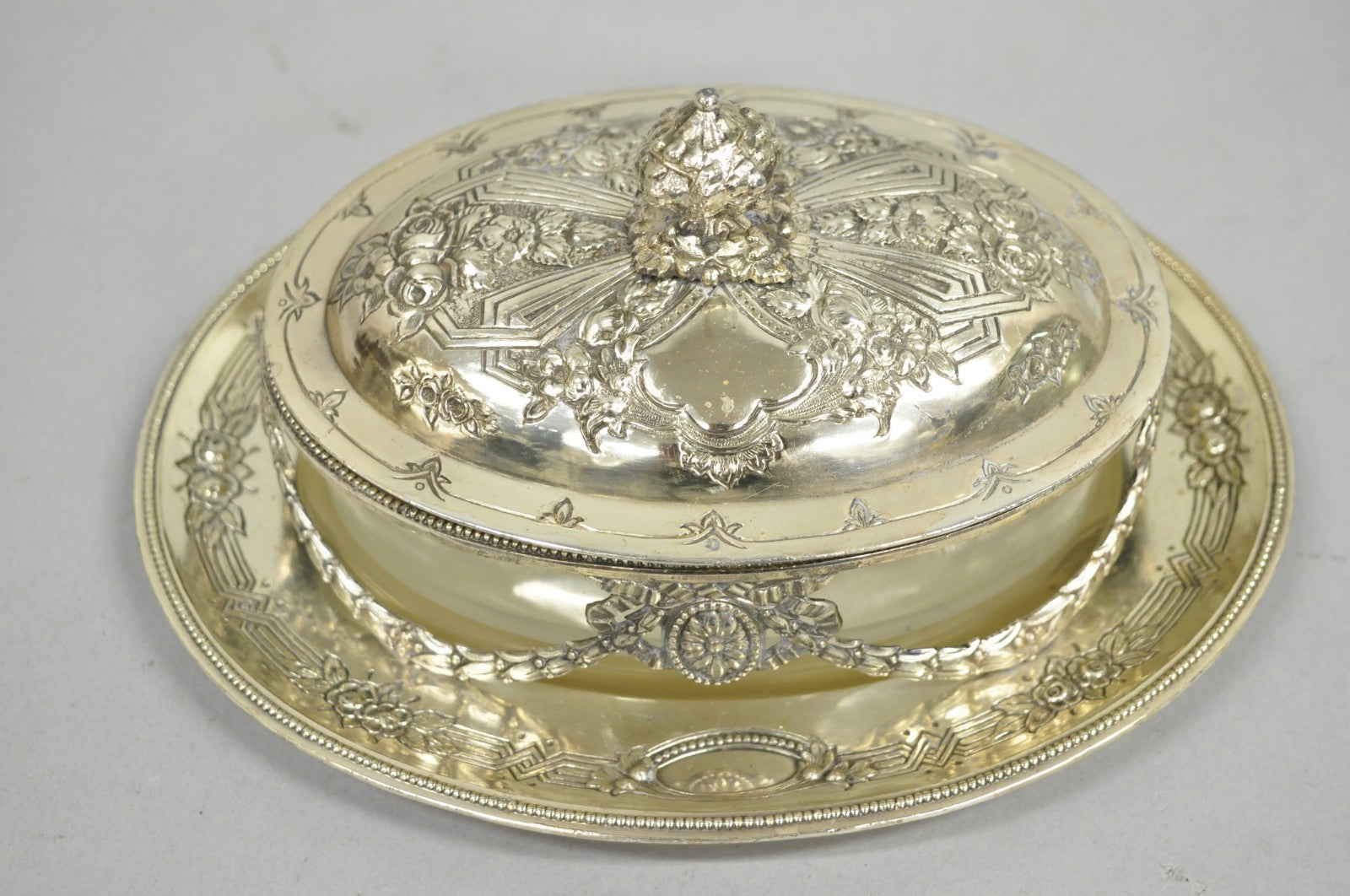 Antique Corbell & Co England Edwardian Adam Silver Plated Ornate Butter Dish