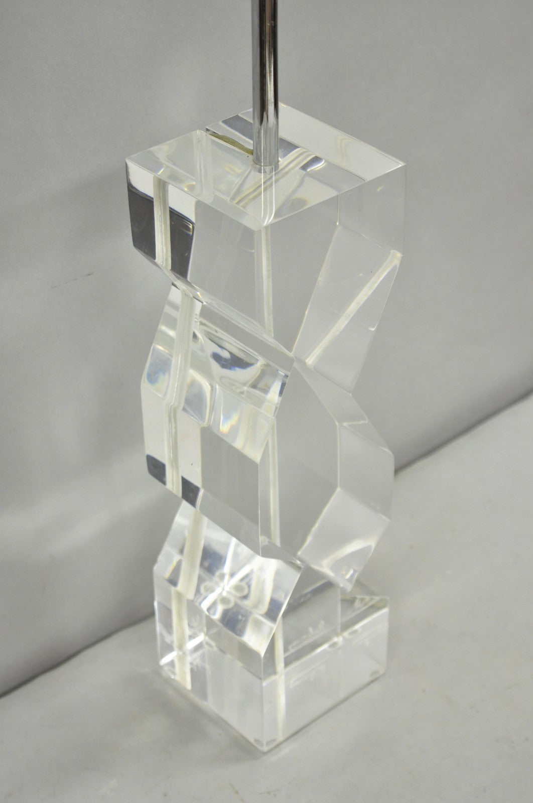 Vintage Les Prismatiques Mid Century Modern Lucite Zig Zag Table Lamp, Signed