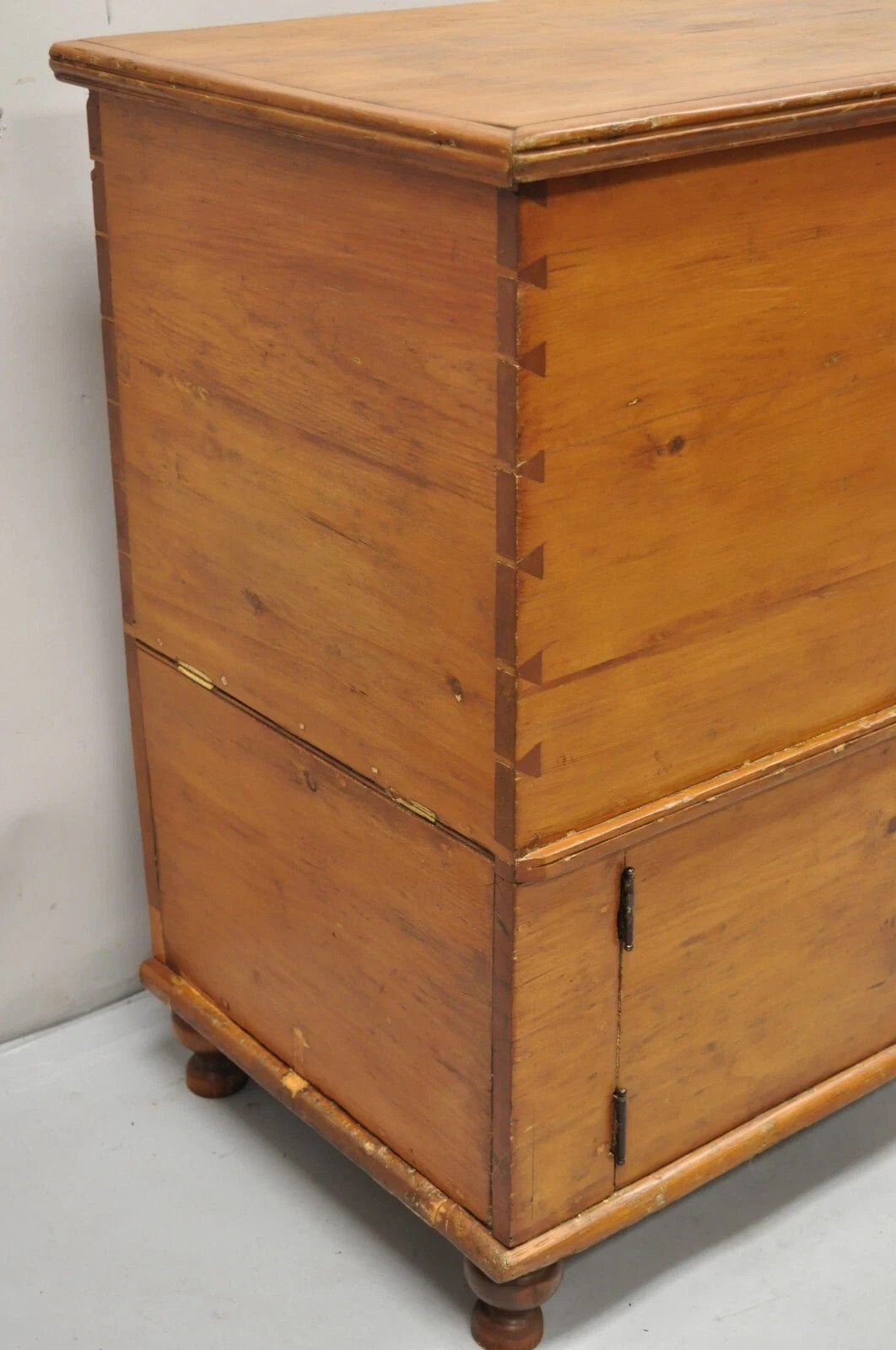 19th C. French Country Primitive Pine Wood 2 Tier Dovetailed Farmhouse Dough Box