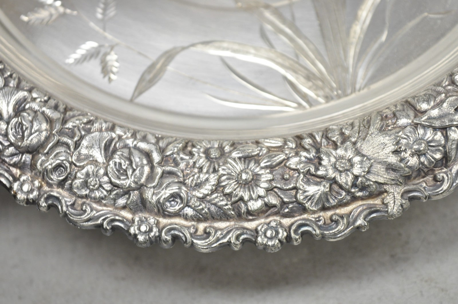 Meriden Art Nouveau Silver Plated Floral Repousse Bread Pastry Brides Basket