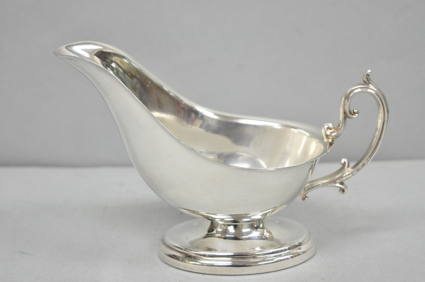 Vintage English Regency Style Silver Plated Gravy Sauce Boat with Handle