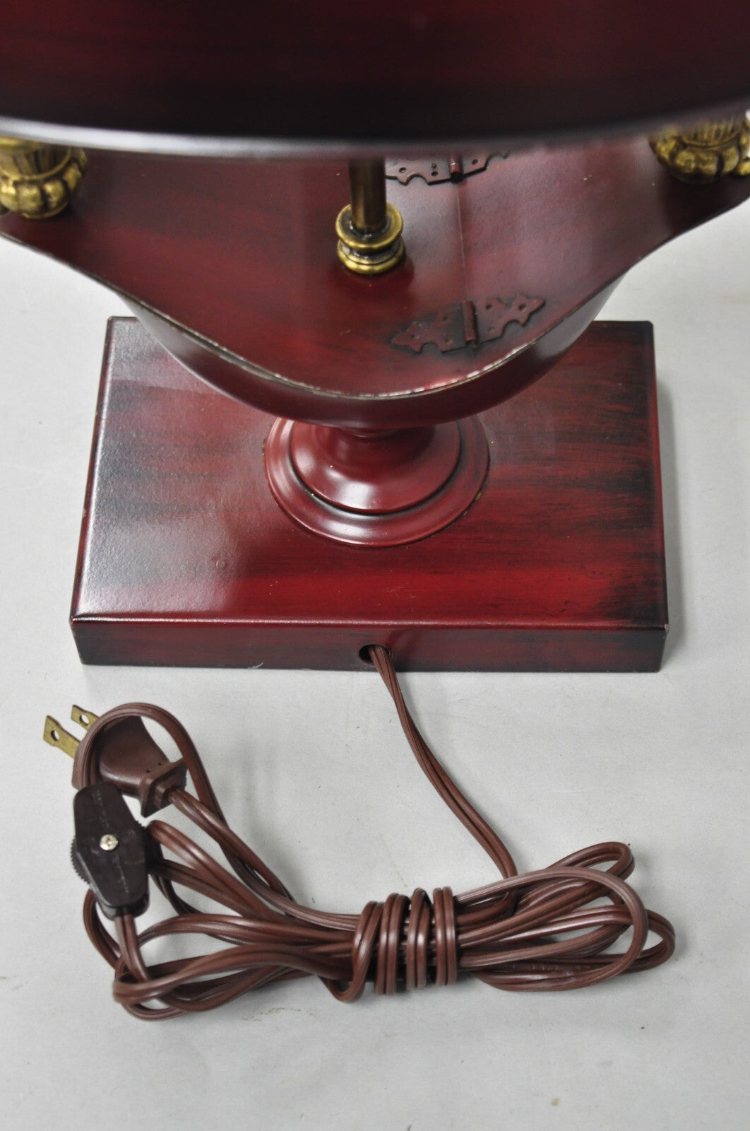 Vintage French Empire Red Painted Tole Metal Bouillotte Desk Table Lamp w/ Shade