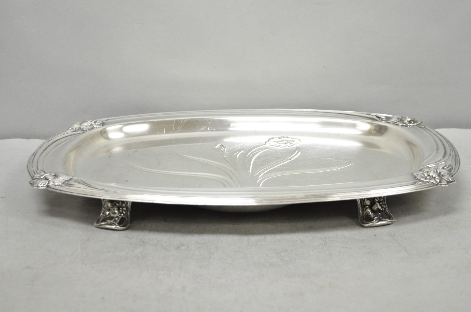 Vintage 1847 Rogers Bros Daffodil 9910 Silver Plated Meat Serving Platter Tray