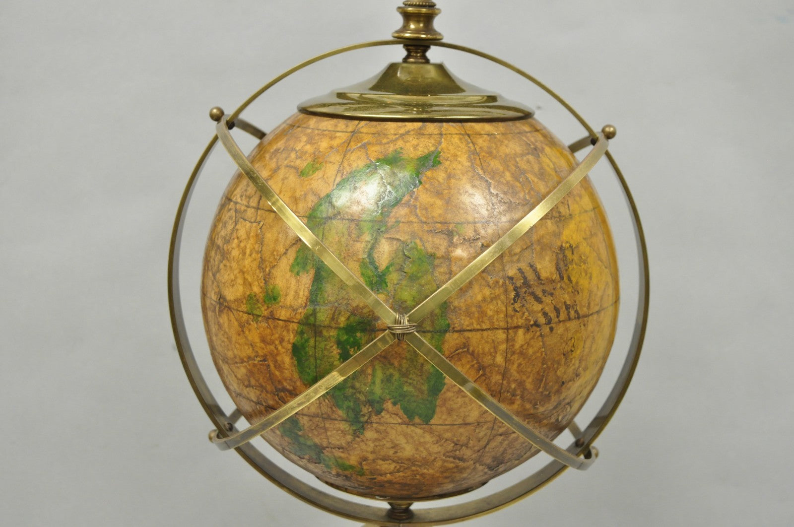 Vintage Italian Regency Style Brass & Wood Old World Globe Table Lamp by Hart