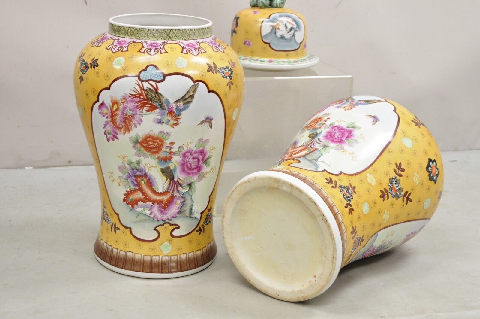 Vintage Chinese Porcelain Large Foo Dog Covered Temple Jar Ginger Jars - a Pair