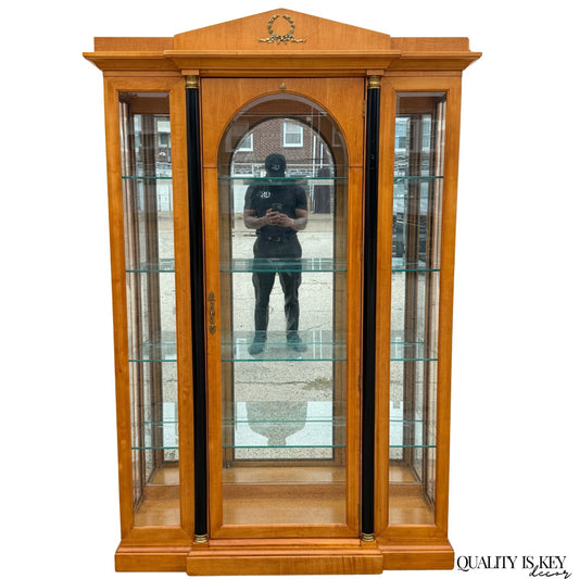 Thomasville Grand Classics Neoclassical Cherry Biedermeier Curio China Cabinet B