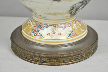 Antique Chinoiserie Chinese Porcelain Hand Painted Vase Table Lamp w/ Foo Dogs