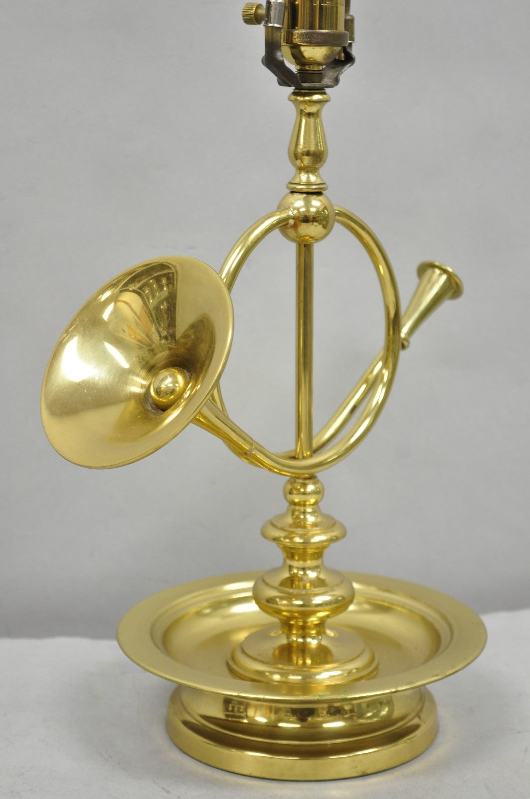 Vintage Remington Brass Equestrian Hunting Horn French Horn Table Lamp