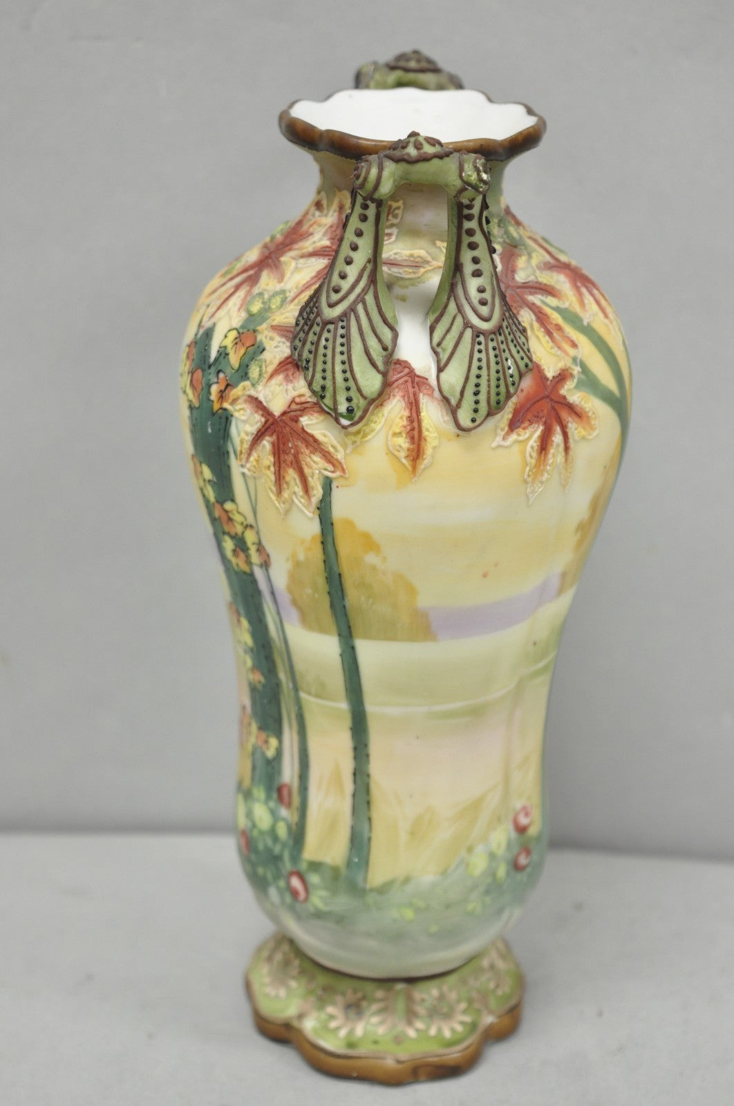 Antique Nippon Hand Painted Porcelain Moriage Twin Handle Countryside Scene Vase