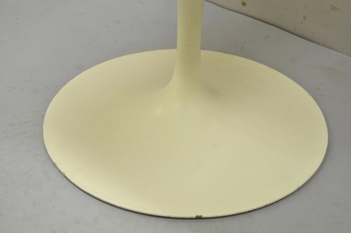 Vintage Knoll Eero Saarinen Red Upholstered Fiberglass Tulip Arm Chair