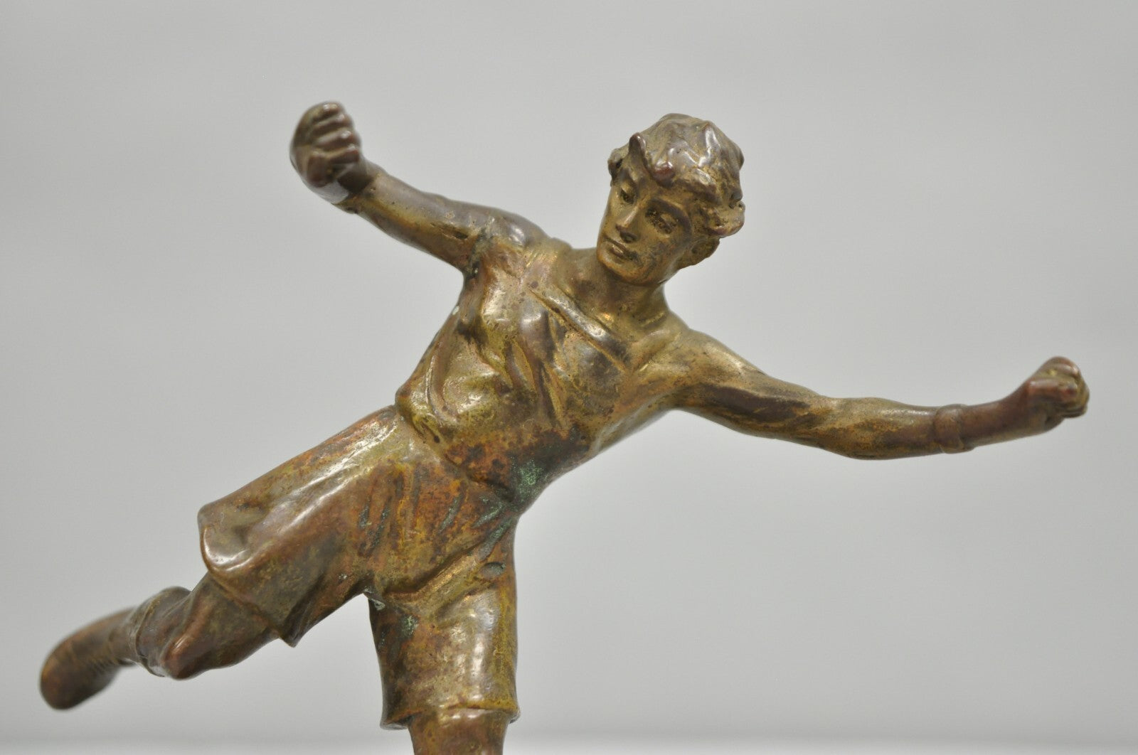 Antique Art Deco Small 6" Bronze Onyx Base Soccer Futbol Player Sculpture Figure