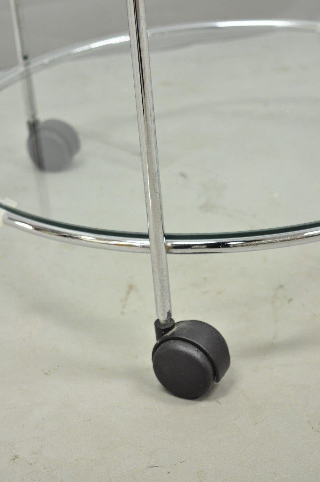 Vintage Mid Century Modern Chrome Round Glass 2 Tier Rolling Bar Cart Side Table