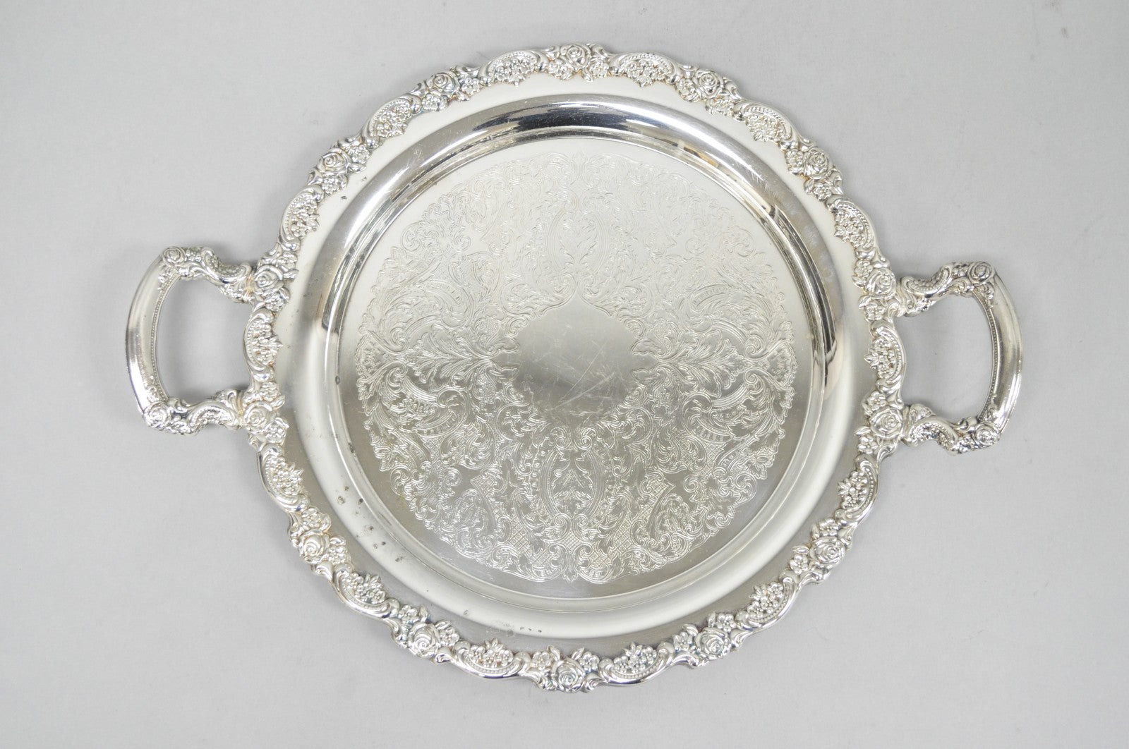 Vintage Oneida Silver Plated Round Twin Handle Serving Platter Bar Tray
