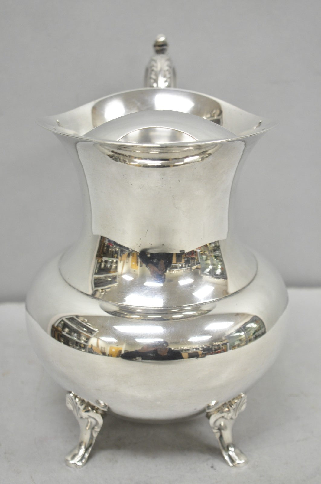 Vintage Oneida Victorian Silver Plated Ice Lip Footed Lemonade Water Pitcher