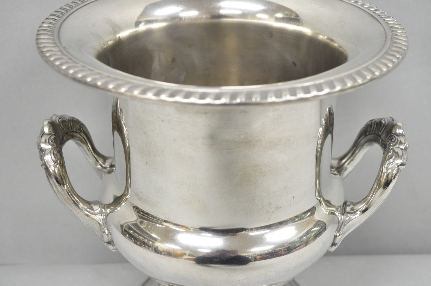 Vintage Leonard Silver Plated Trophy Cup Urn Champagne Chiller Bar Ice Bucket