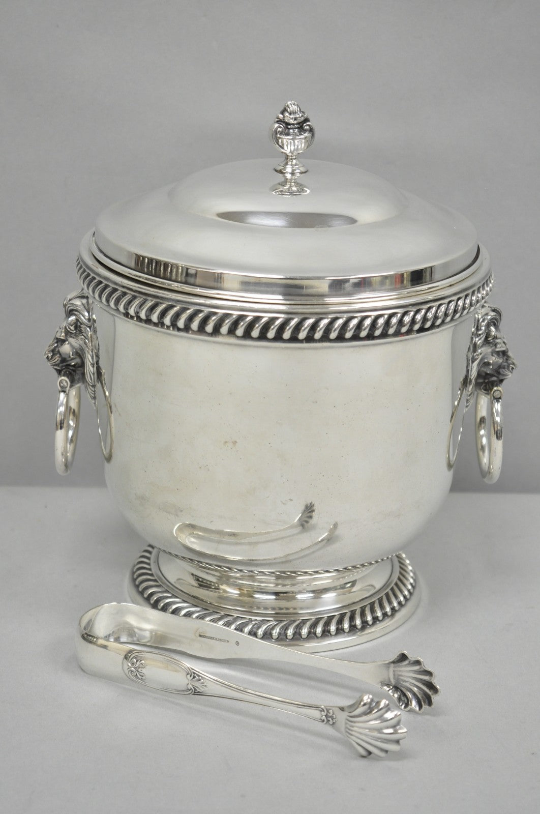 Antique English Regency Lion Head Silver Plated Covered Bar Ice Bucket
