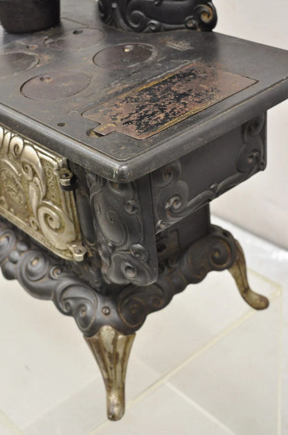 Antique Dolly's Favorite Cast Iron Child Salesman Sample Stove by Favorite Stove