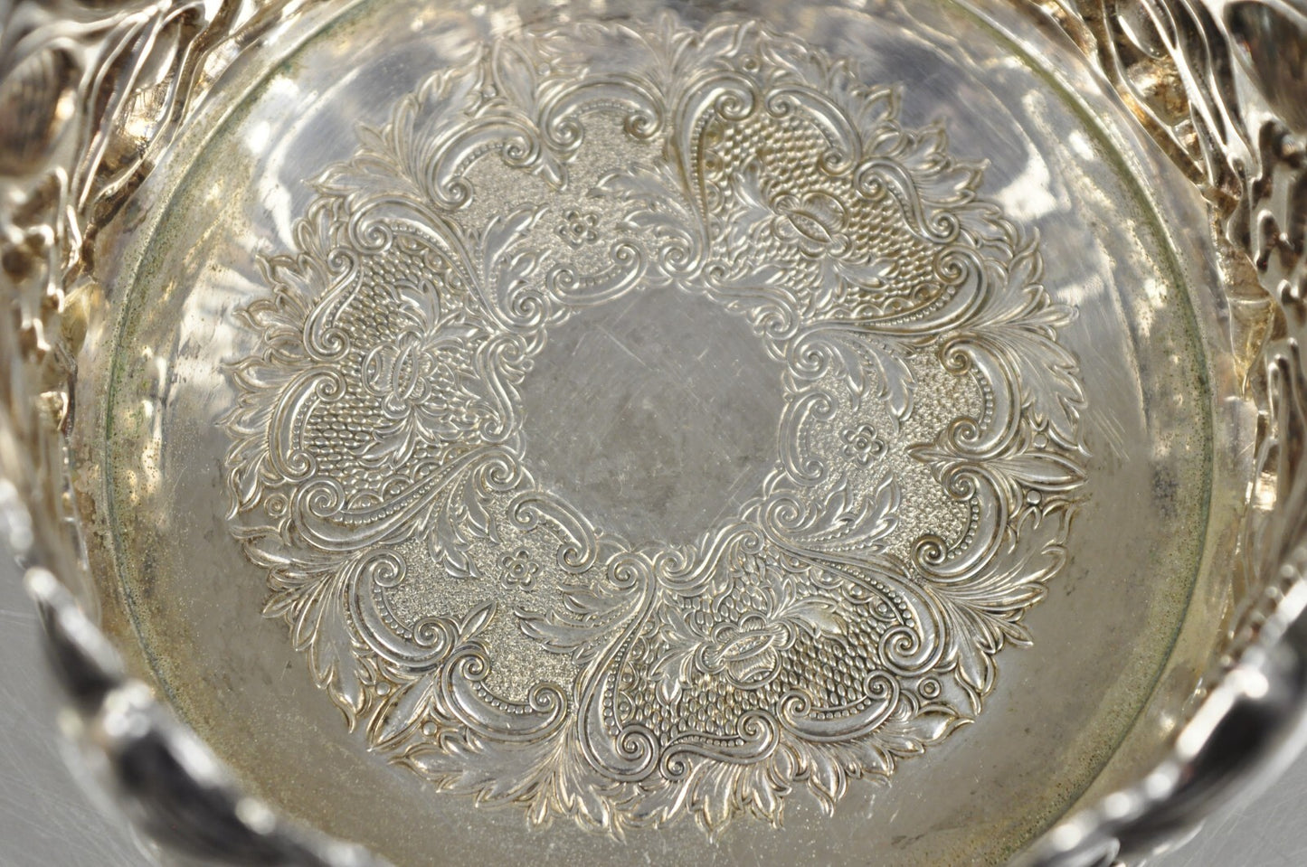 Vintage English Victorian Nautical Seashell Silver Plated Wine Bottle Coaster