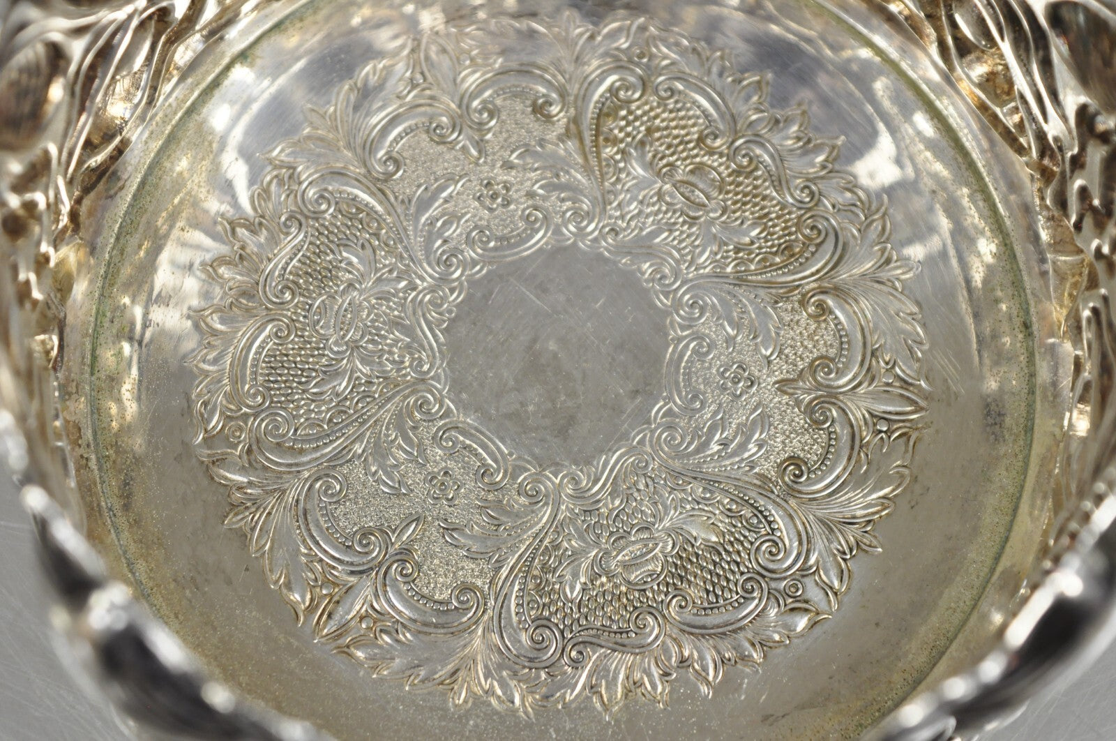Vintage English Victorian Nautical Seashell Silver Plated Wine Bottle Coaster