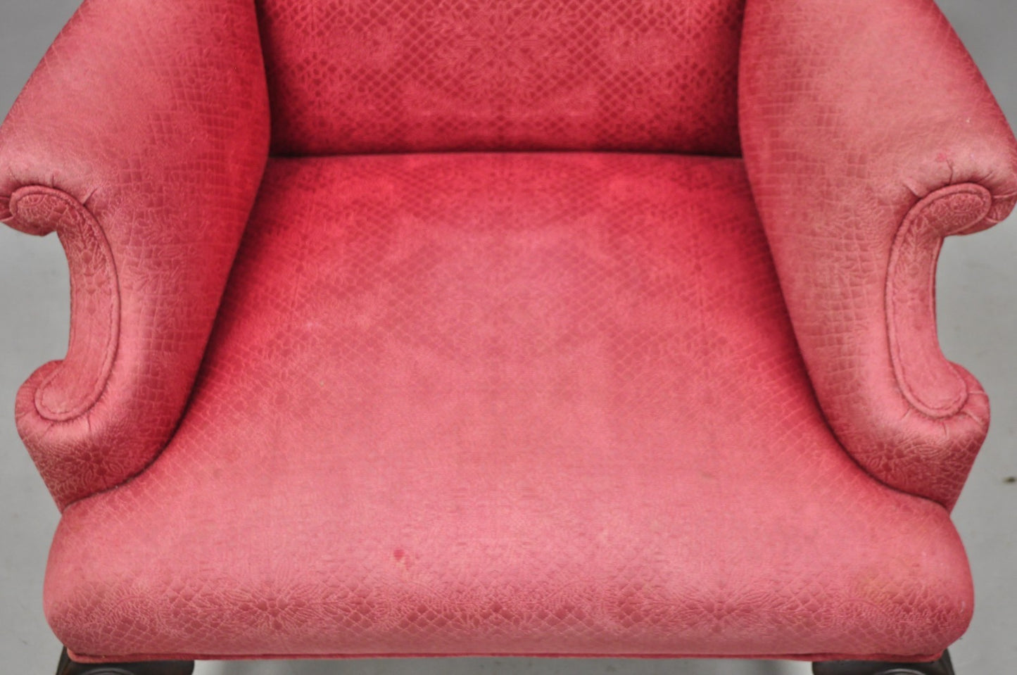 Antique Georgian Style Carved Mahogany High Wingback Lounge Chair w / Eagle Legs