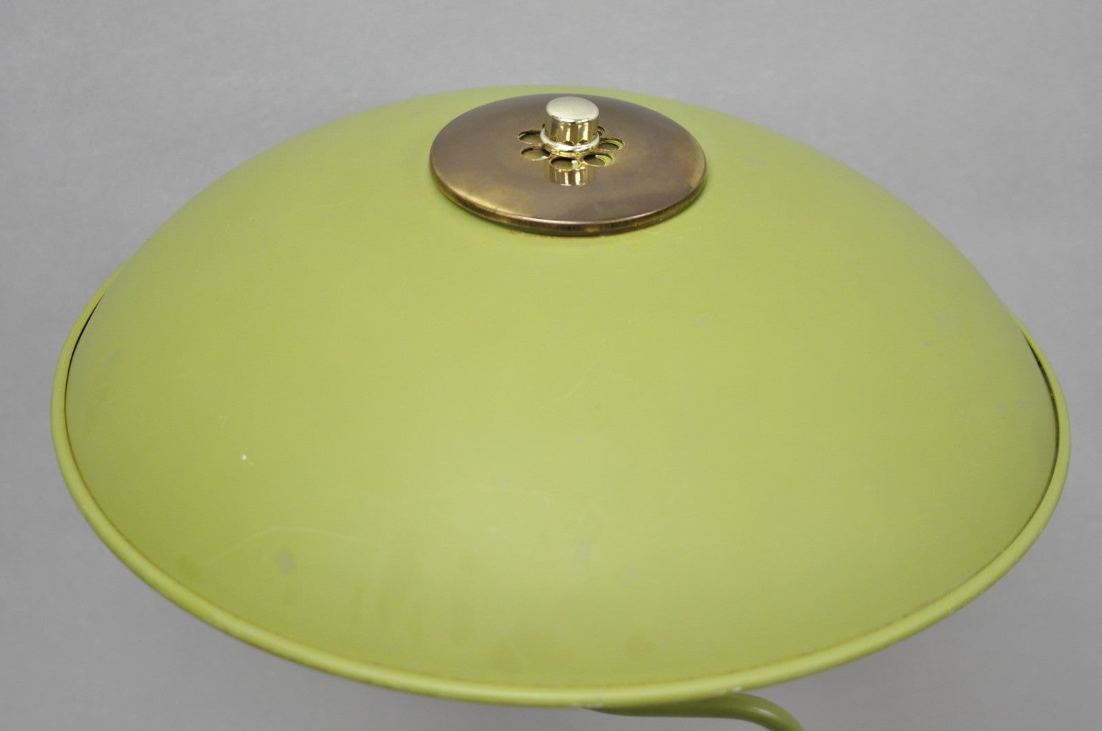 Vintage Mid Century Modern Avocado Green Adjustable Flying Saucer Floor Lamp