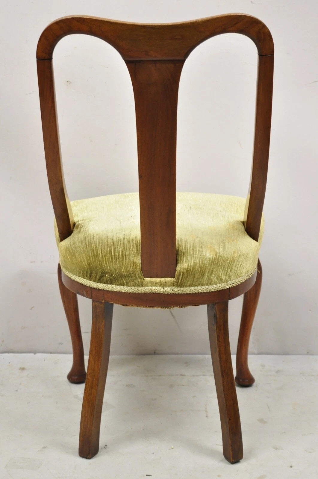 Edwardian Mahogany Sweetheart Back Bellflower Painted Dining Chairs - Set of 4