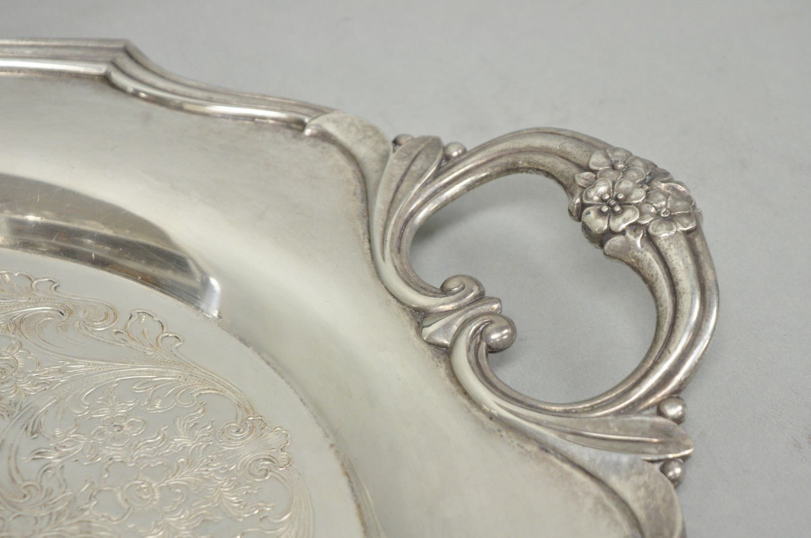 1847 Rogers Bros Eternally Yours Silver Plated Oval Serving Platter Butlers Tray