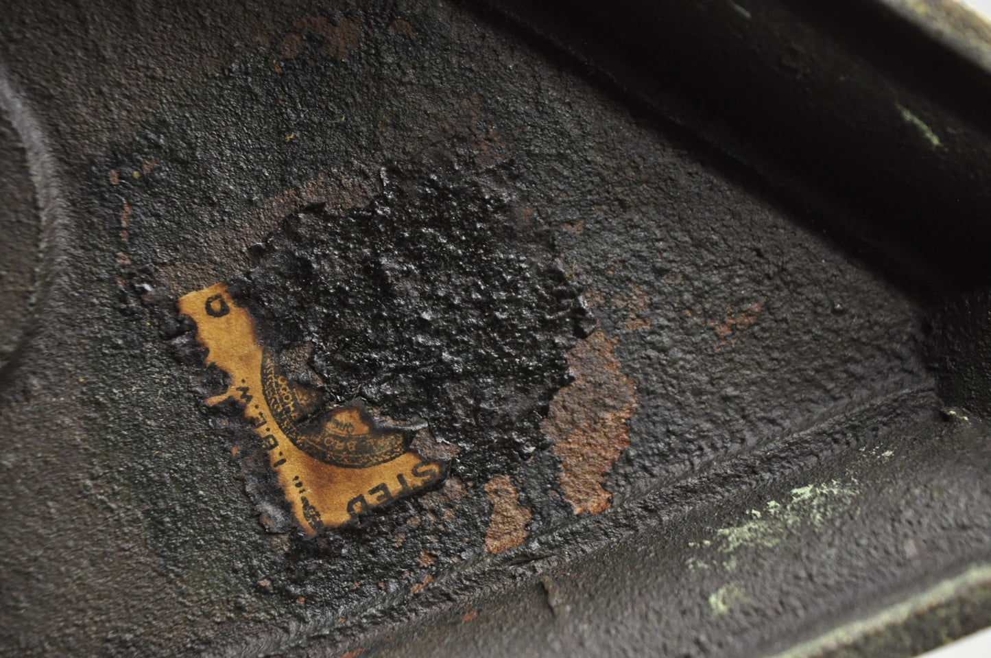 Antique Giacometti Style Brass Bronze Fleur de Lis Gothic Pole Floor Lamp - Pair