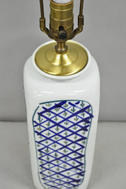 Vintage Chinoiserie Japanese Blue White Porcelain Hand Painted Vase Table Lamp