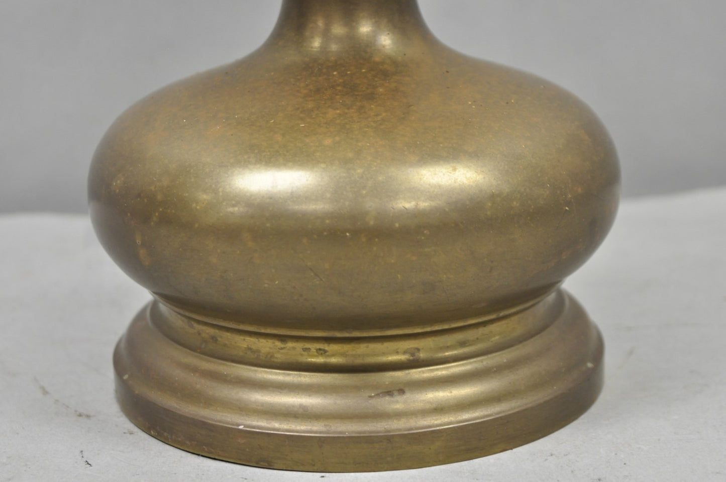 Vintage Chapman French Country Brass Tole Metal Bouillotte Desk Table Lamp