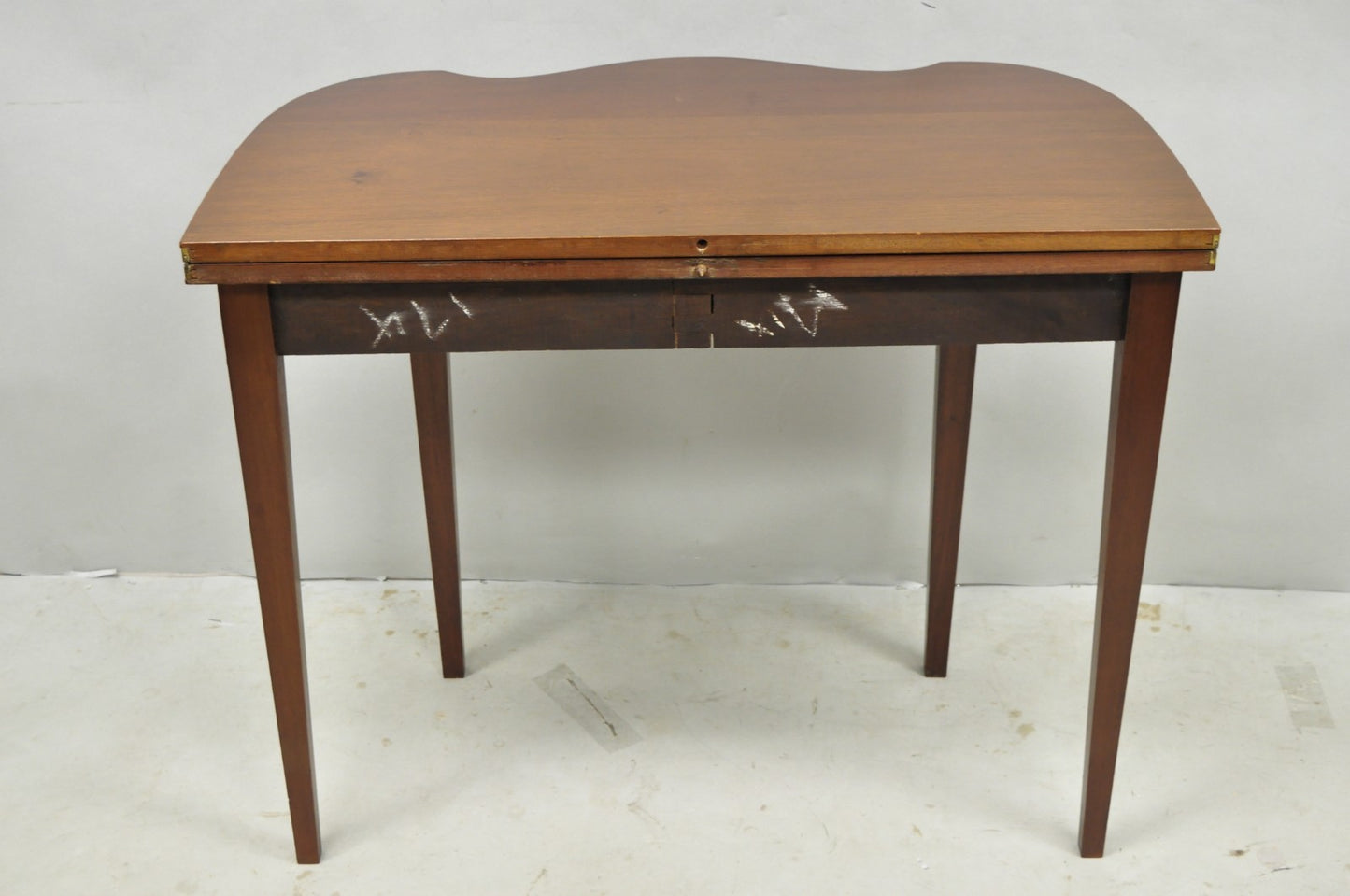 Antique Sheraton Federal Mahogany Urn Inlay Flip Serpentine Console Game Table