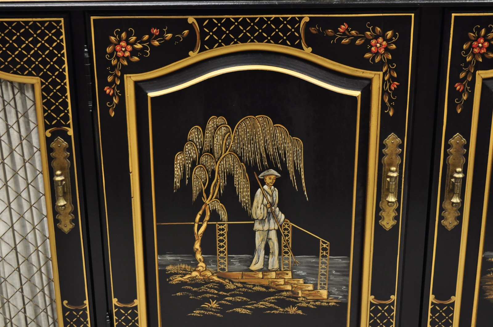 Habersham Chinoiserie Black Lacquer Credenza Buffet Media Entertainment Cabinet