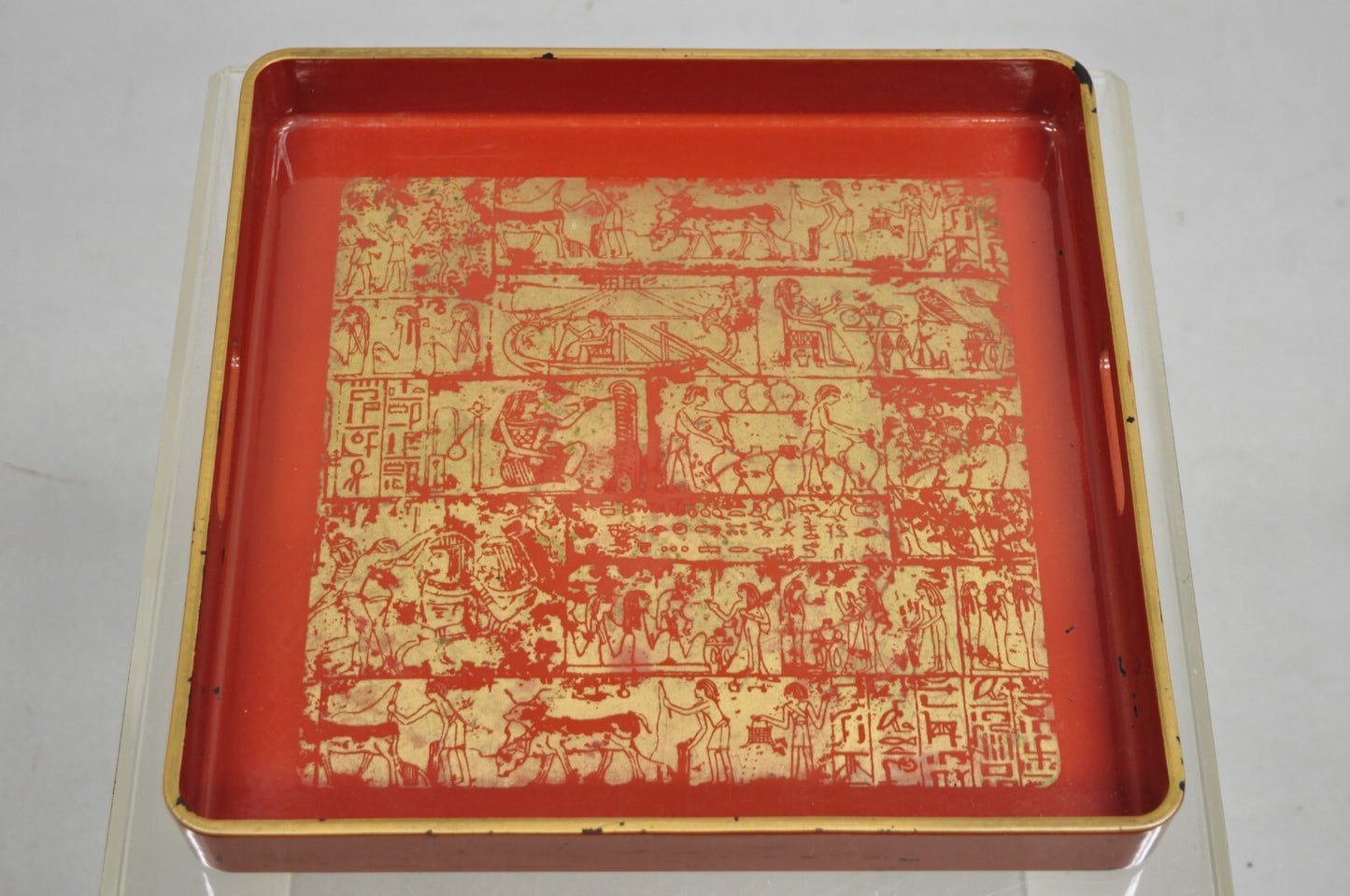 Red Lacquered Wood Ancient Egyptian Hieroglyphic Gold Papyrus Square Bar Tray
