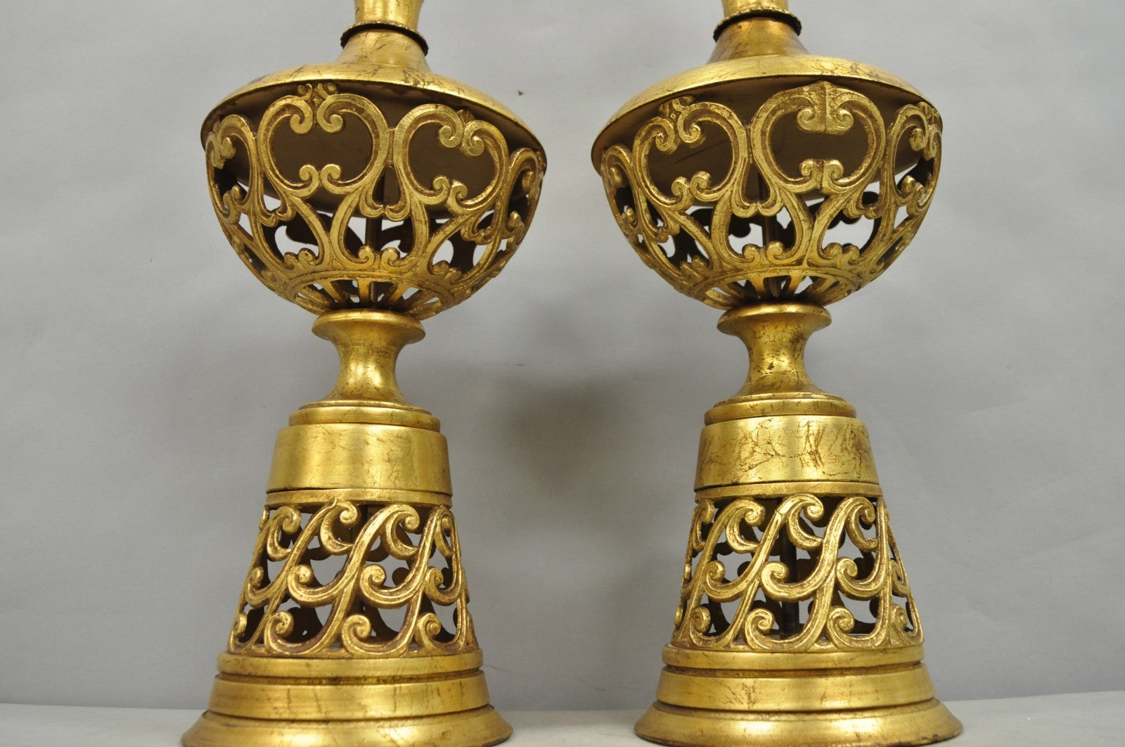 Vintage Italian Hollywood Regency Gold Gilt Iron Metal Fretwork Table Lamps Pair