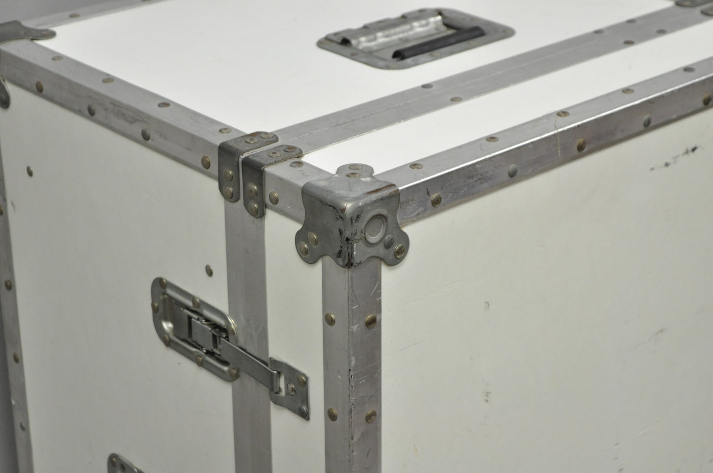 A&J 5 Drawer Road Case AA79-103 Rolling Production Hard Case Storage Trunk