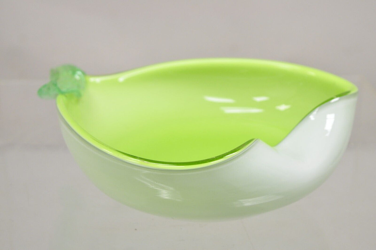 Italian Barbini Murano Art Glass Pear Shaped Green & White Bowl Trinket Dish