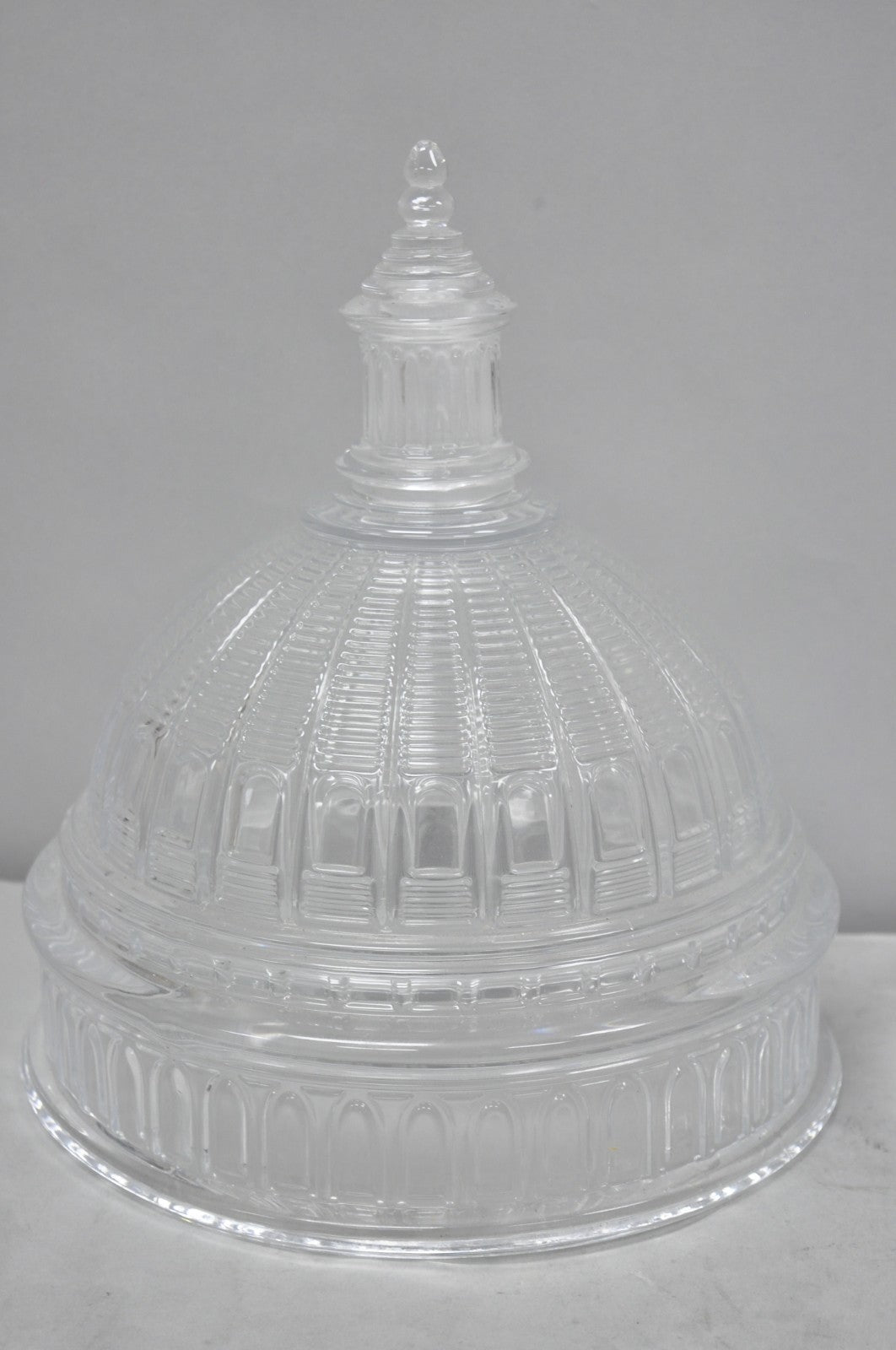 Shannon Design of Ireland Round Clear Cut Crystal Capitol Dome Cake Plate Stand