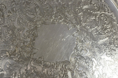Vintage Oneida Victorian Round Silver Plated Serving Platter Tray w/ Handles