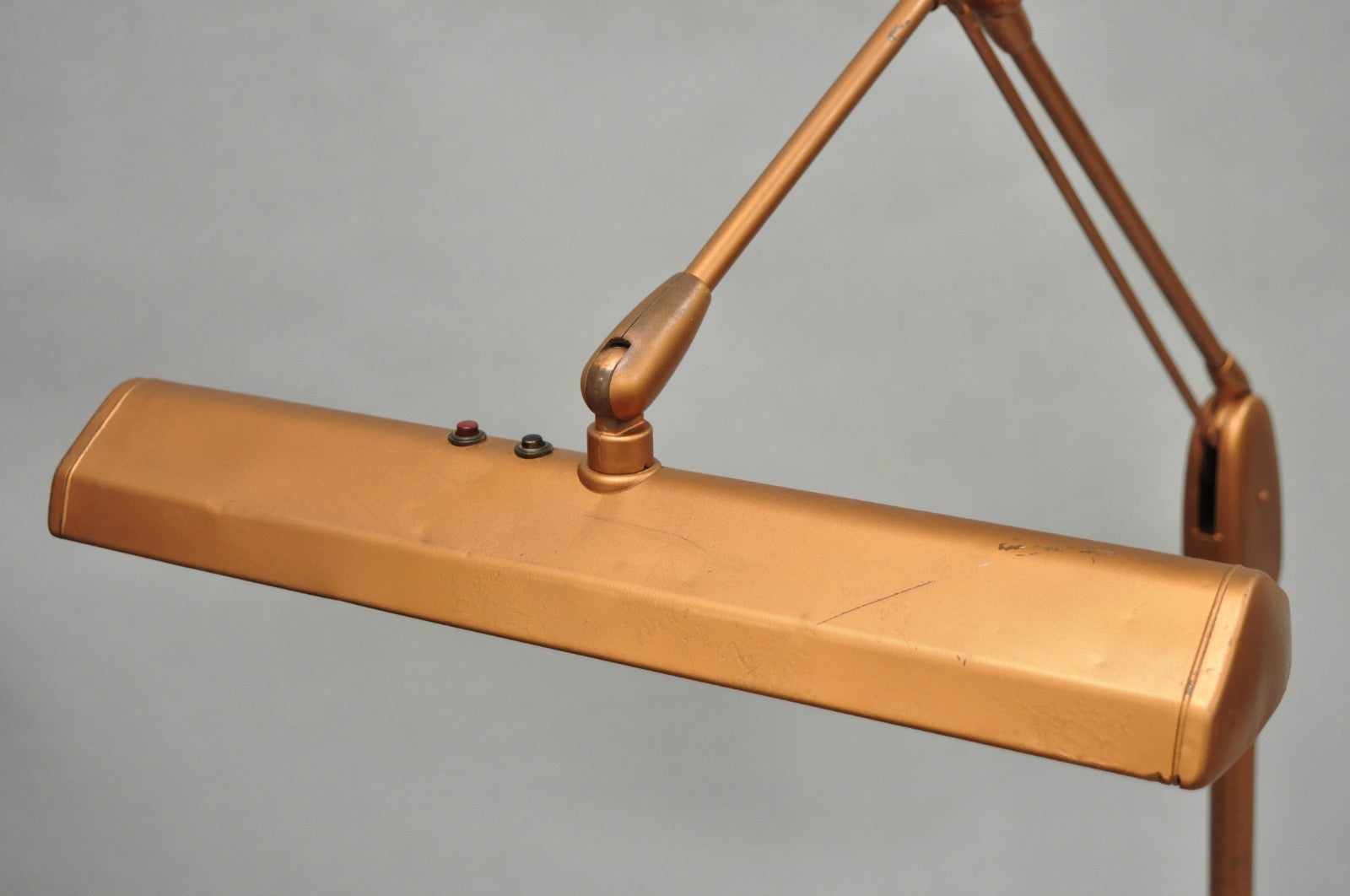Vintage Dazor Industrial Modern Floating Tall Adjustable Metal Task Floor Lamp