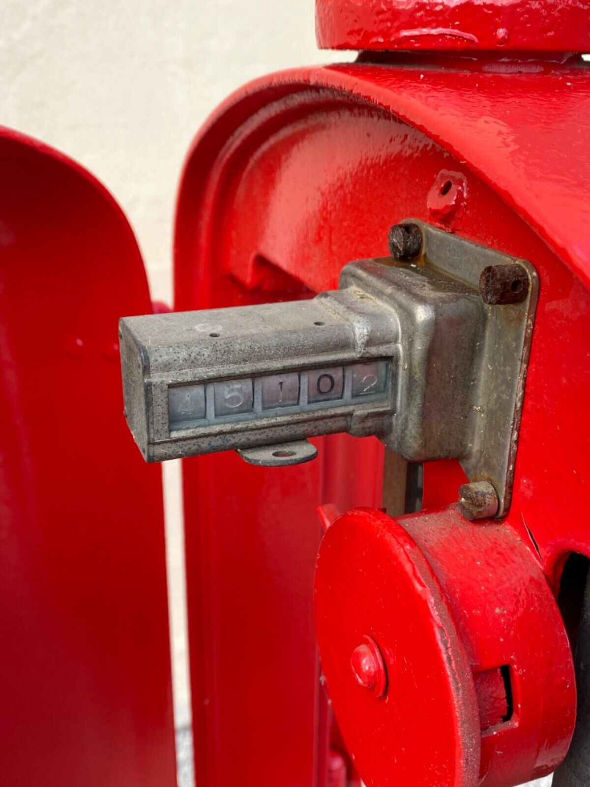Antique Gilbert & Barker Red Self Measuring Type 208 Vintage Curbside Gas Pump