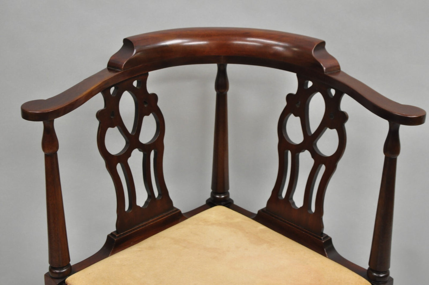 Vintage Hickory Chair Co Georgian Style Mahogany Corner Accent Side Chair