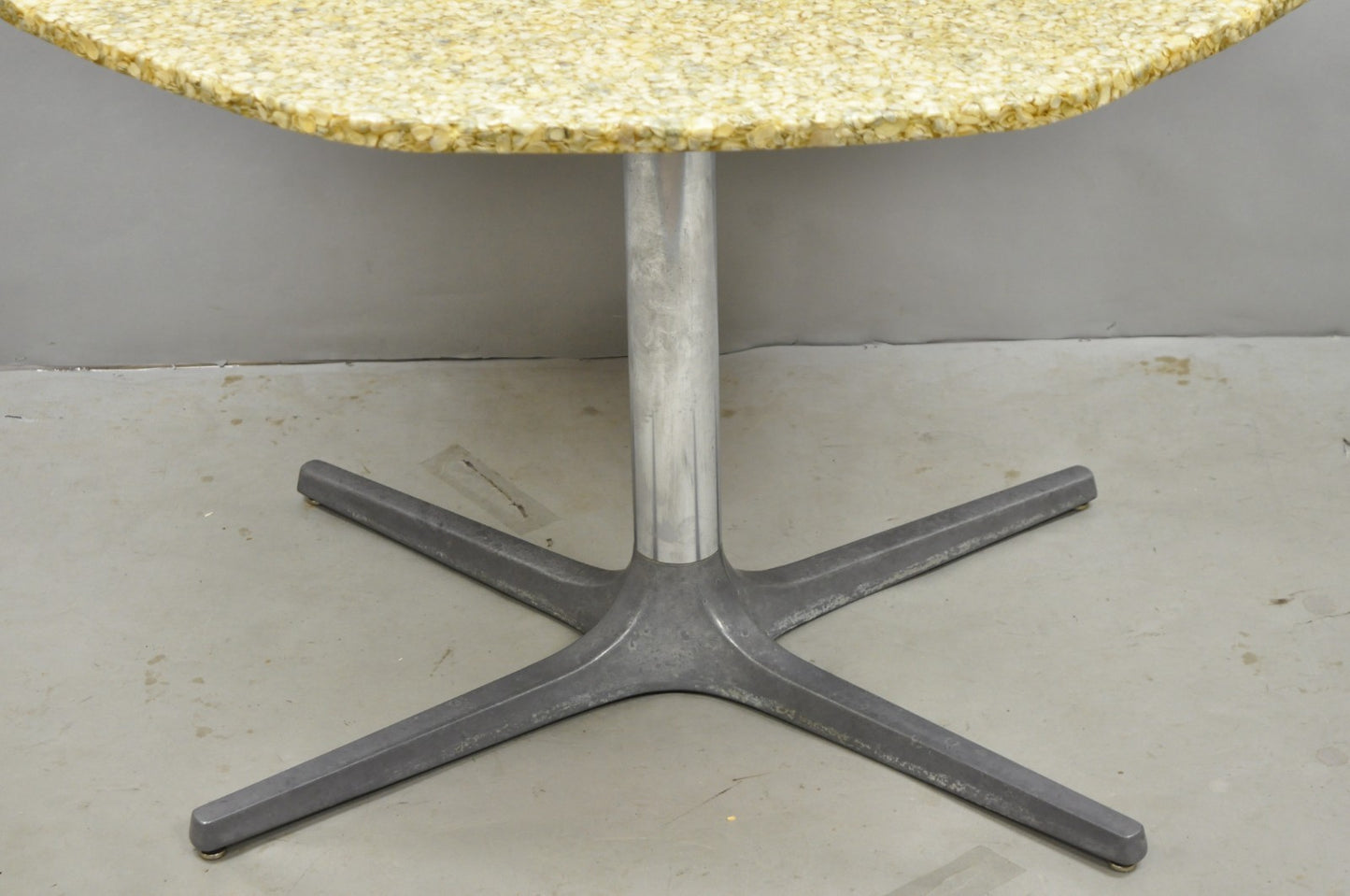Mid Century Modern Seashell Resin Top Aluminum Propeller Base Dining Table