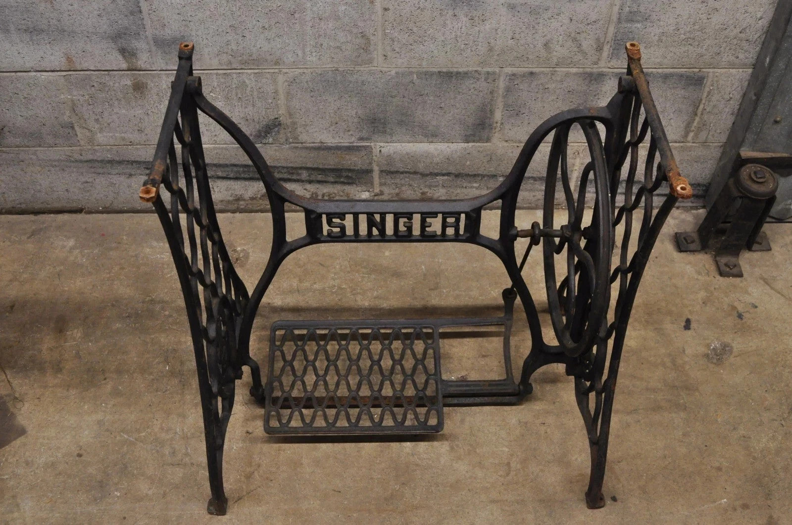 Antique Cast Iron Singer Treadle Sewing Machine Base Oval Marble Console Table