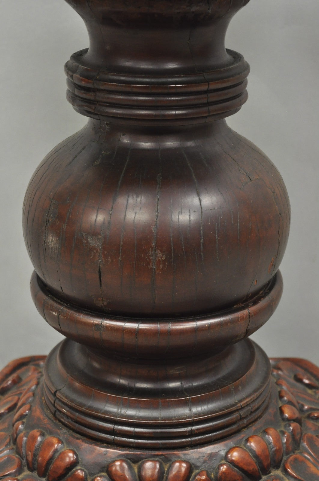 Antique American Empire Carved Mahogany Cannonball Paw Foot Pedestal Table Base